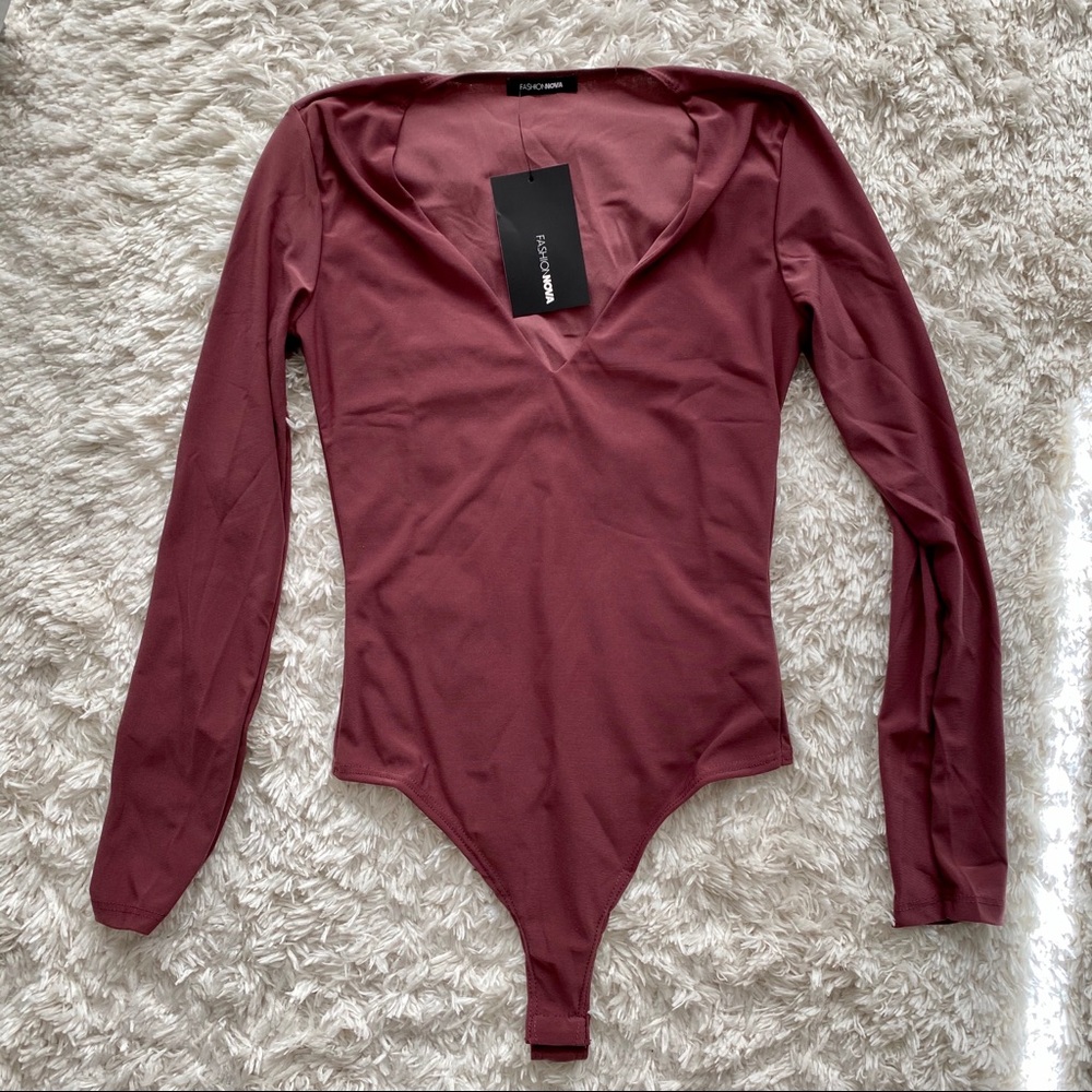 Fashion Nova long sleeve bodysuit